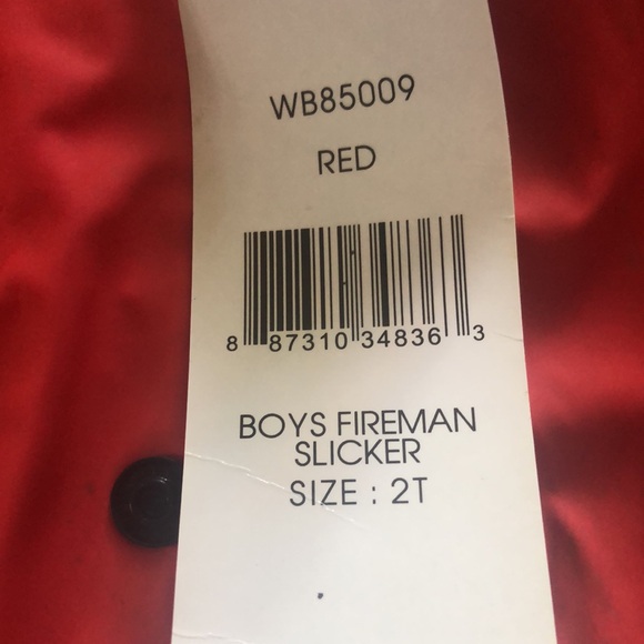 Wippette NWT size 2T Fireman Slicker/red with black interior/snap down front - Picture 8 of 14